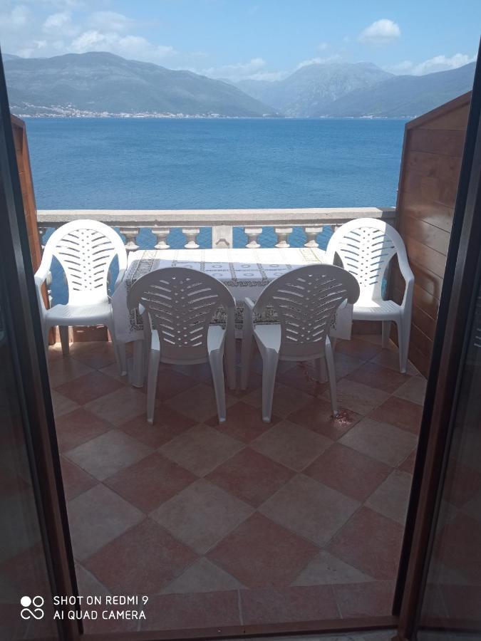 Apartments Petrovic Tivat Extérieur photo